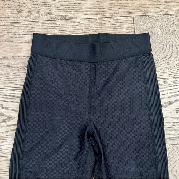 Alala Workout Set - Picture 8 of 8